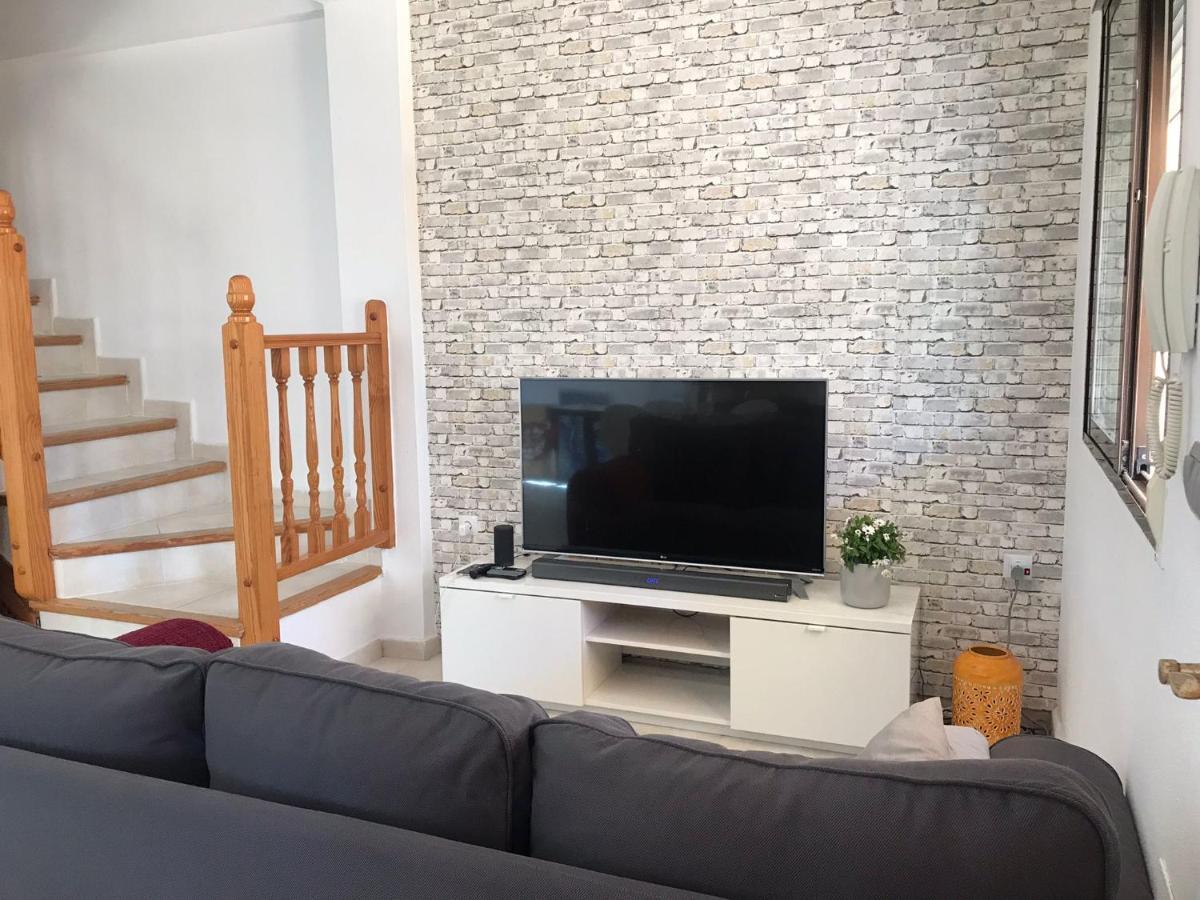 Вілла Nice House With Amazing Swimming Pool/ Just 5 Min From Beach Санта-Пола Екстер'єр фото
